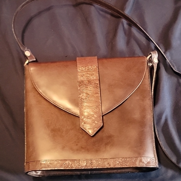 Vera Pelle Handbags - Vera Pelle Vintage Florentine Cross Body or Shoulder Bag